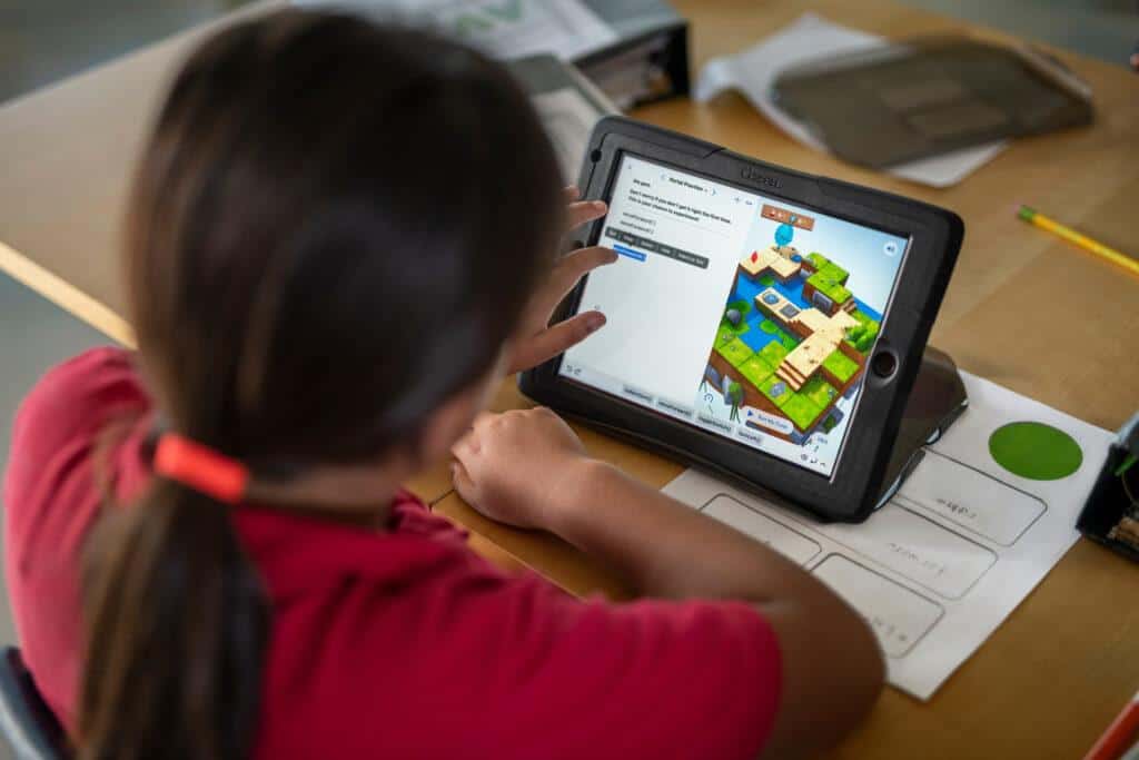 10 Best Educational Coding Games For Kids