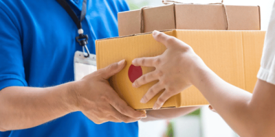 What's a mail forwarding service?
